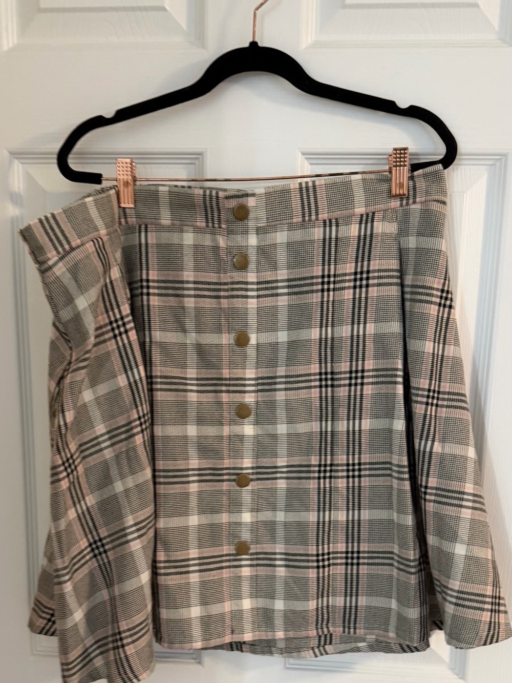 Plaid Button-Front A-Line Skirt in Pink and Gray
